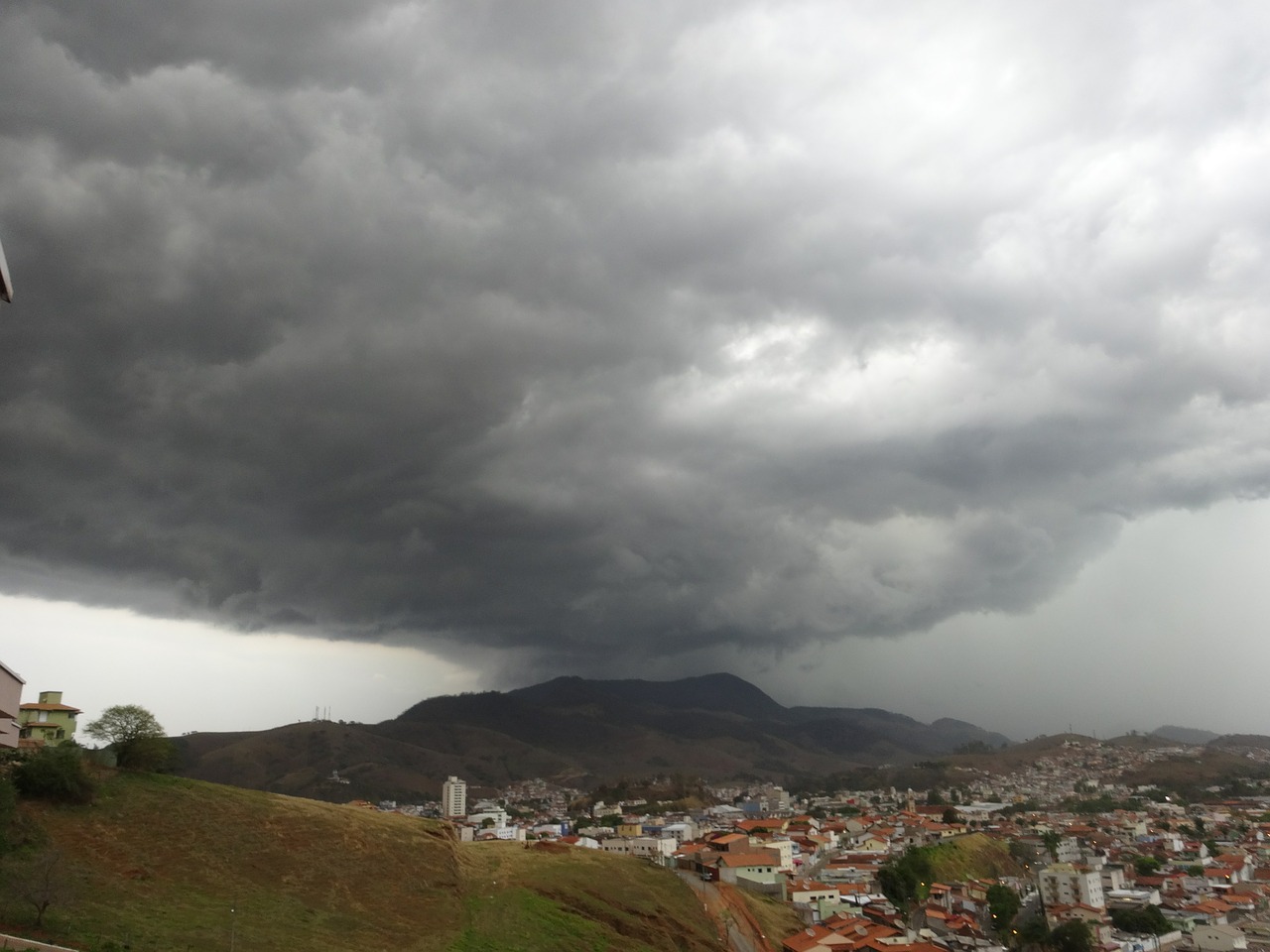 storm mountain rain free photo