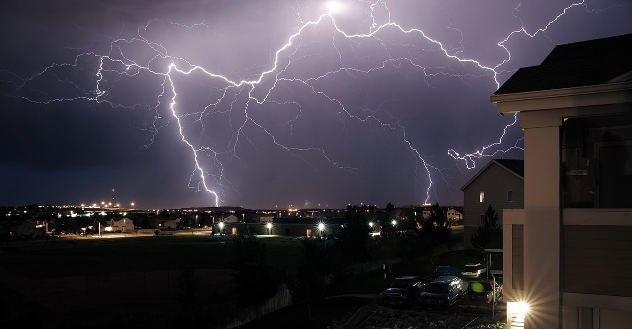 storm thunder rays free photo