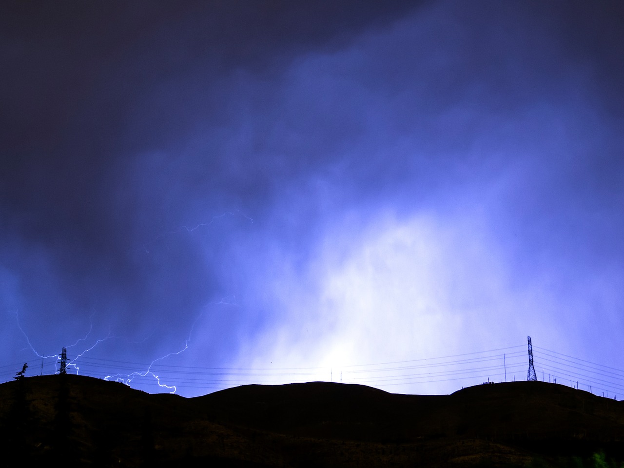 storm lightning sky free photo