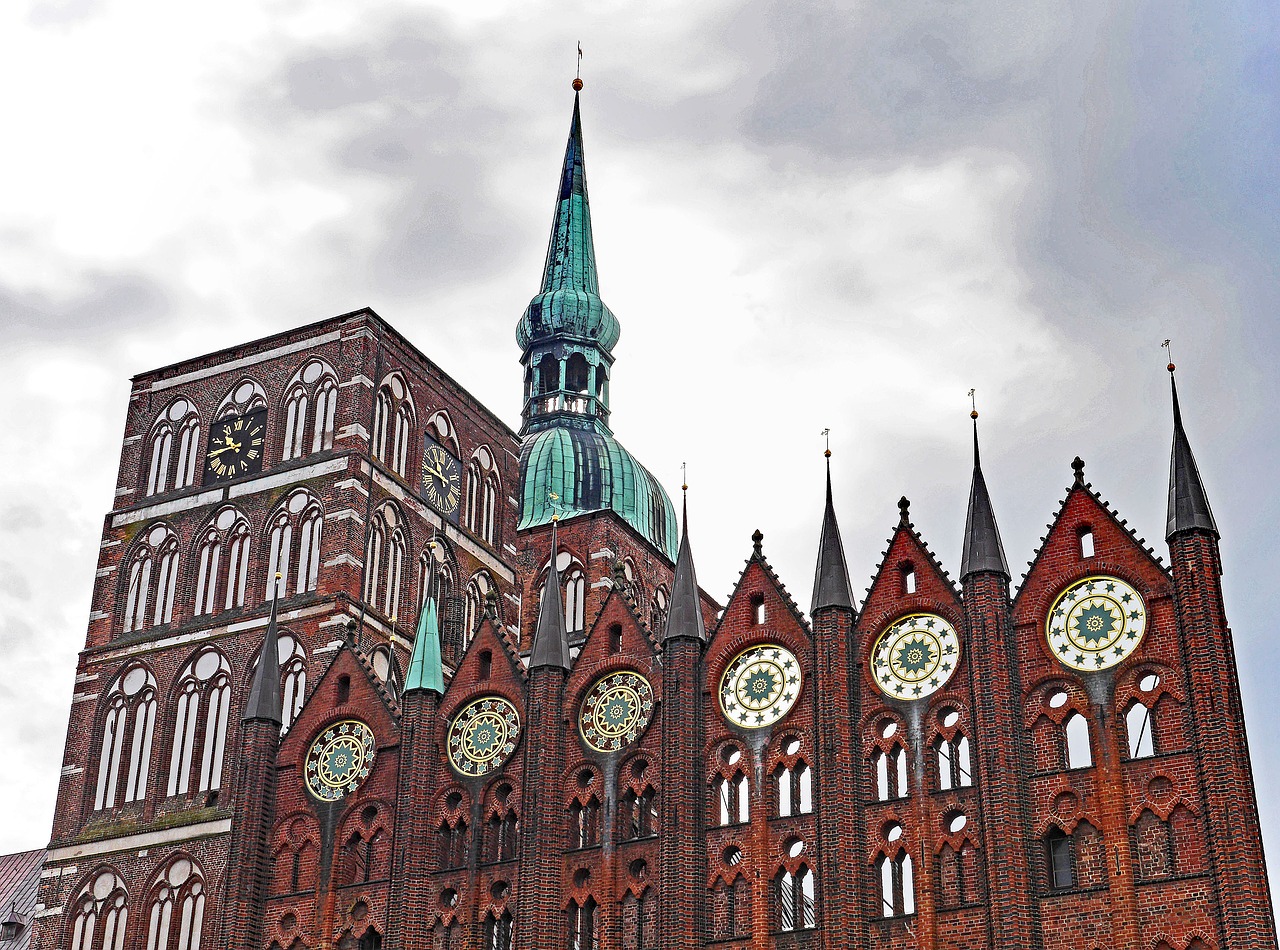 stralsund tips town hall nikolai church free photo