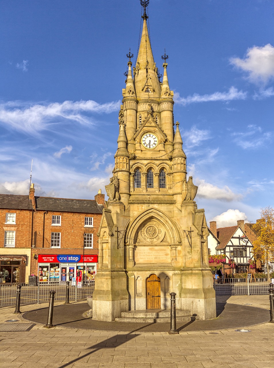 stratford upon avon central clock tower free photo