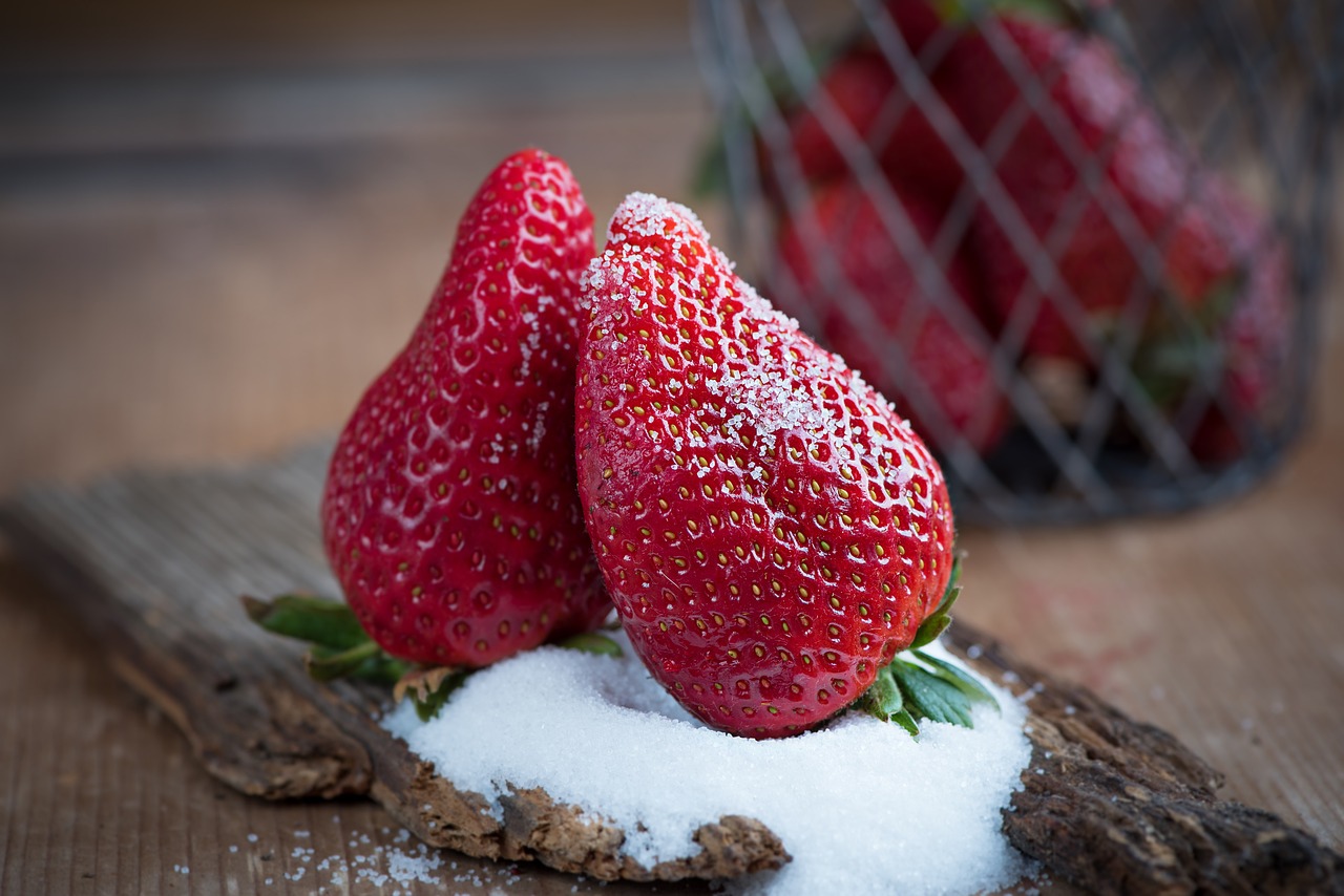 strawberries red frisch free photo