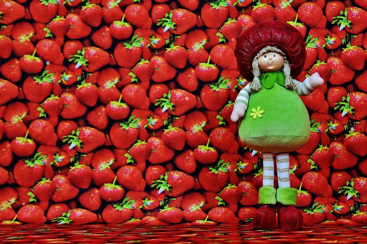 strawberries doll fruit free photo