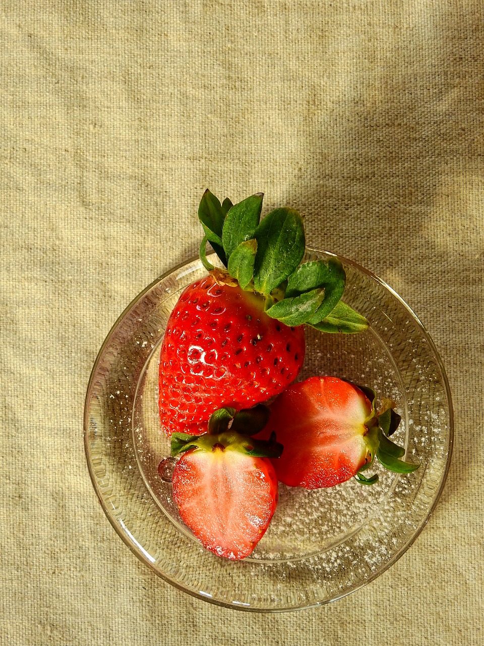 strawberries berries fruits free photo