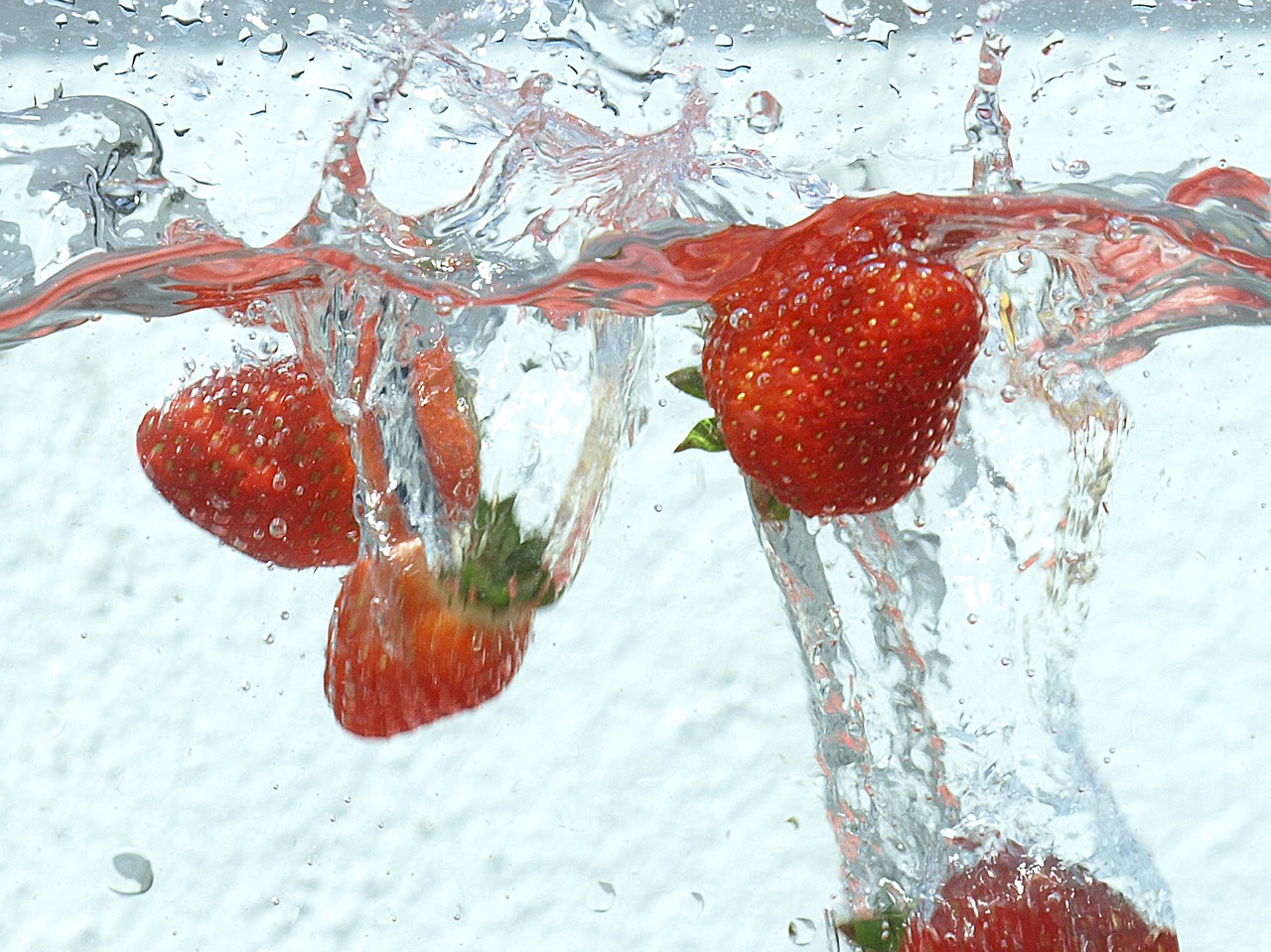 strawberries water red fruit free photo