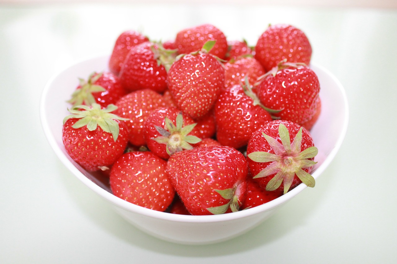 strawberries fruit fruits free photo
