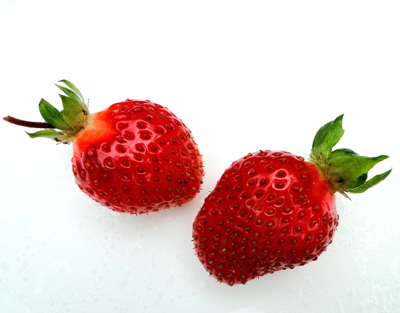 strawberries berries fruit free photo