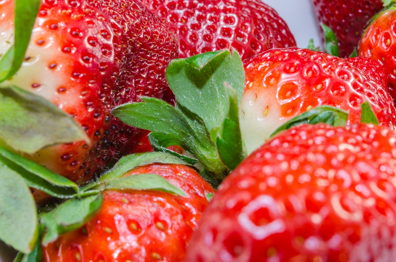 strawberries fruit tasty free photo