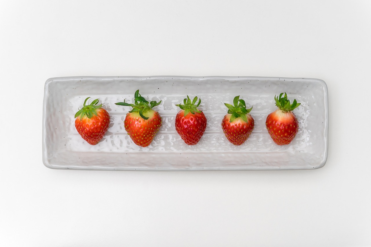 strawberry fruit vegetables free photo