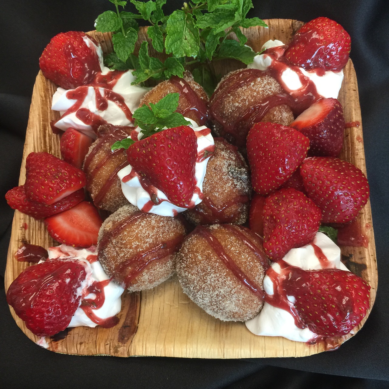 strawberry yonuts mint free photo