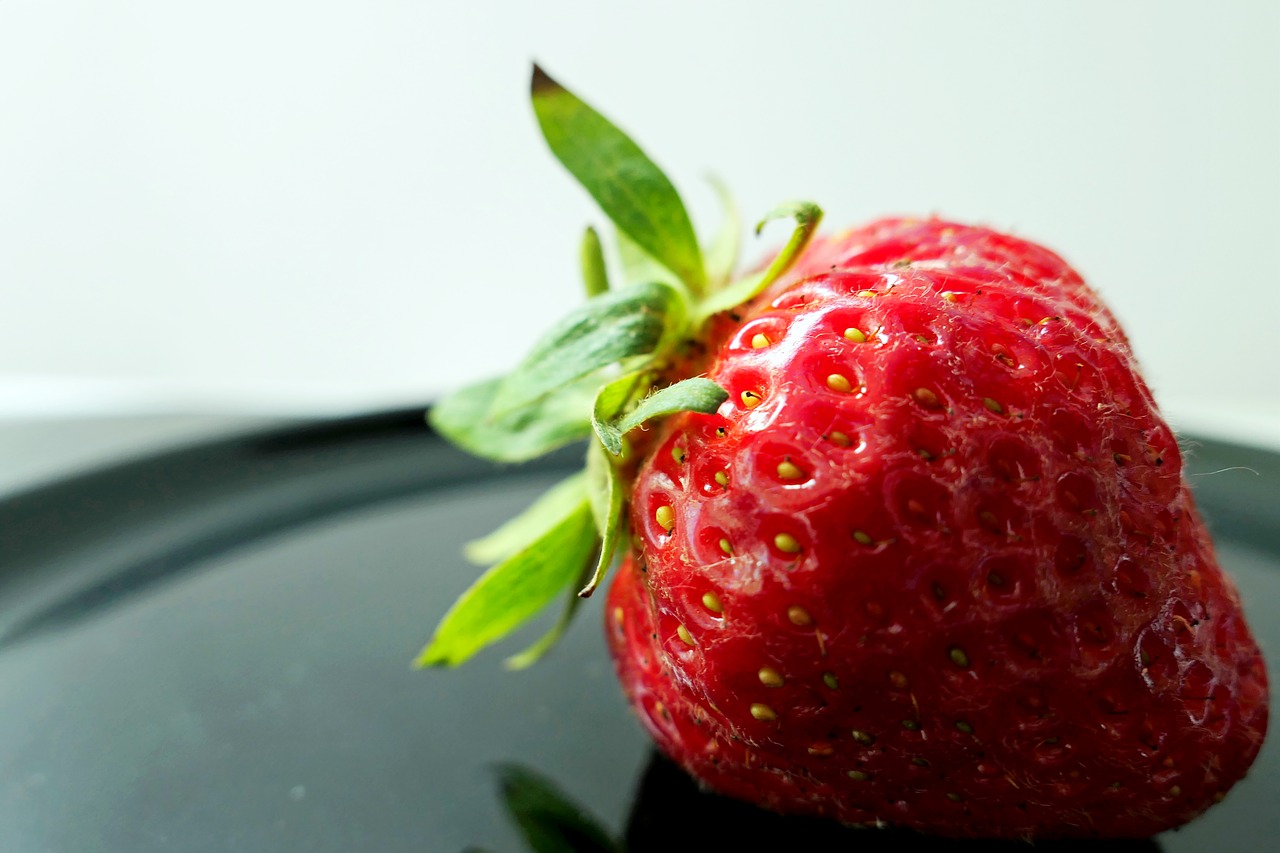 strawberry fruit fruits free photo