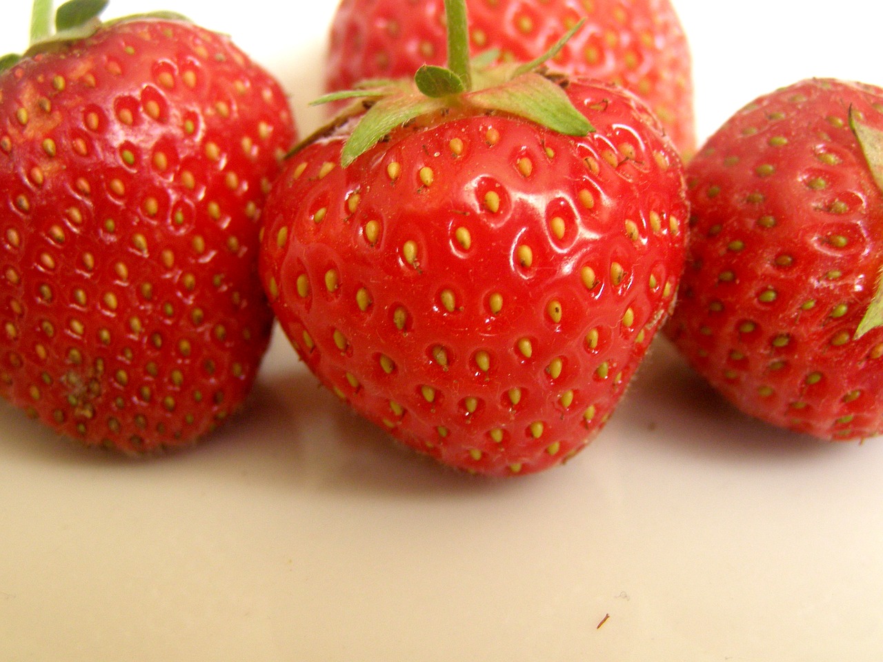 strawberry strawberries red free photo