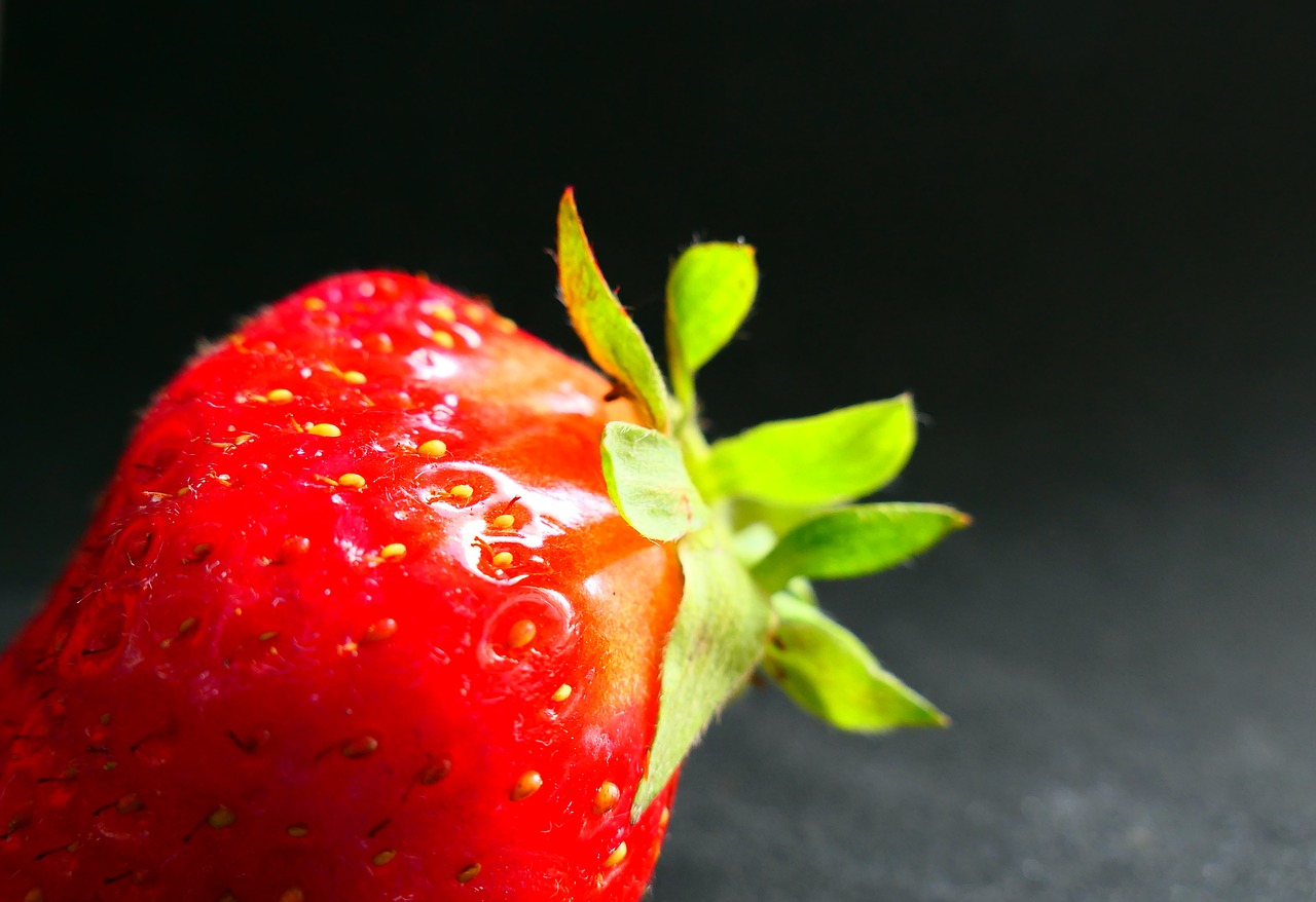 strawberry fruit fruits free photo