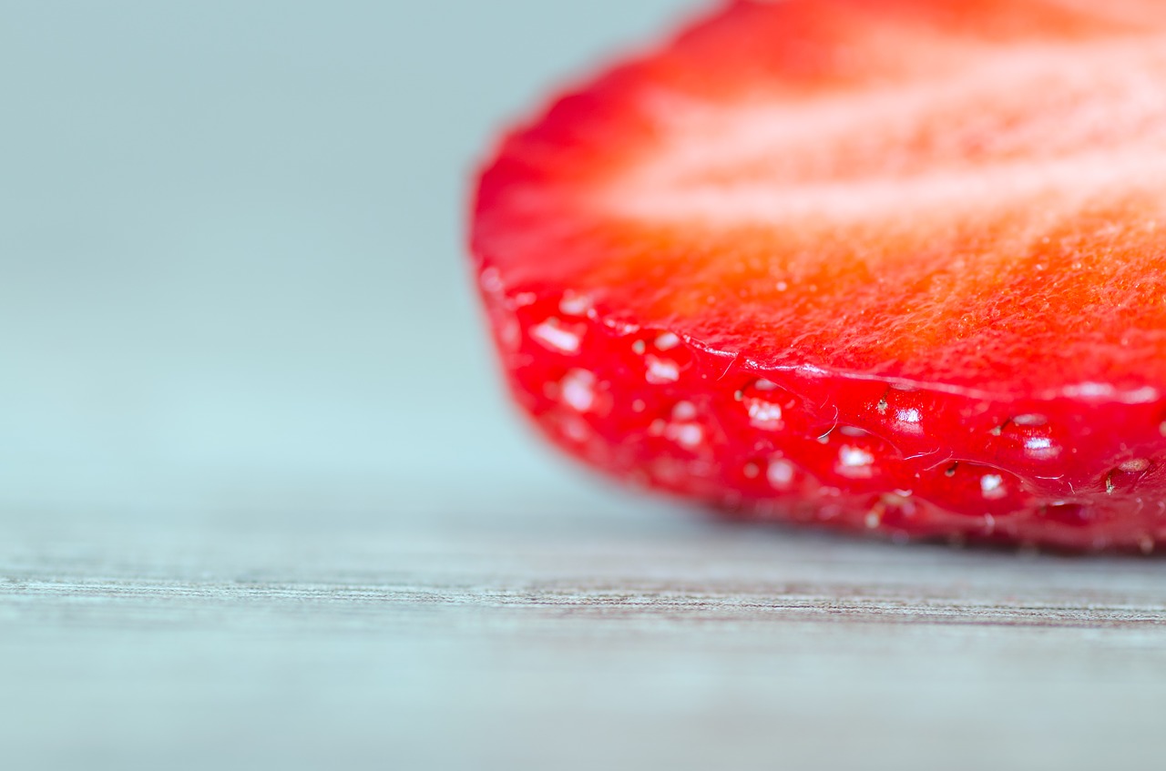 strawberry fruits food free photo