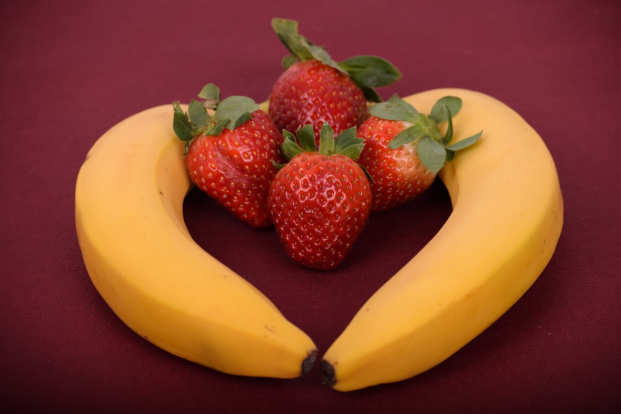 strawberry banana sweet free photo