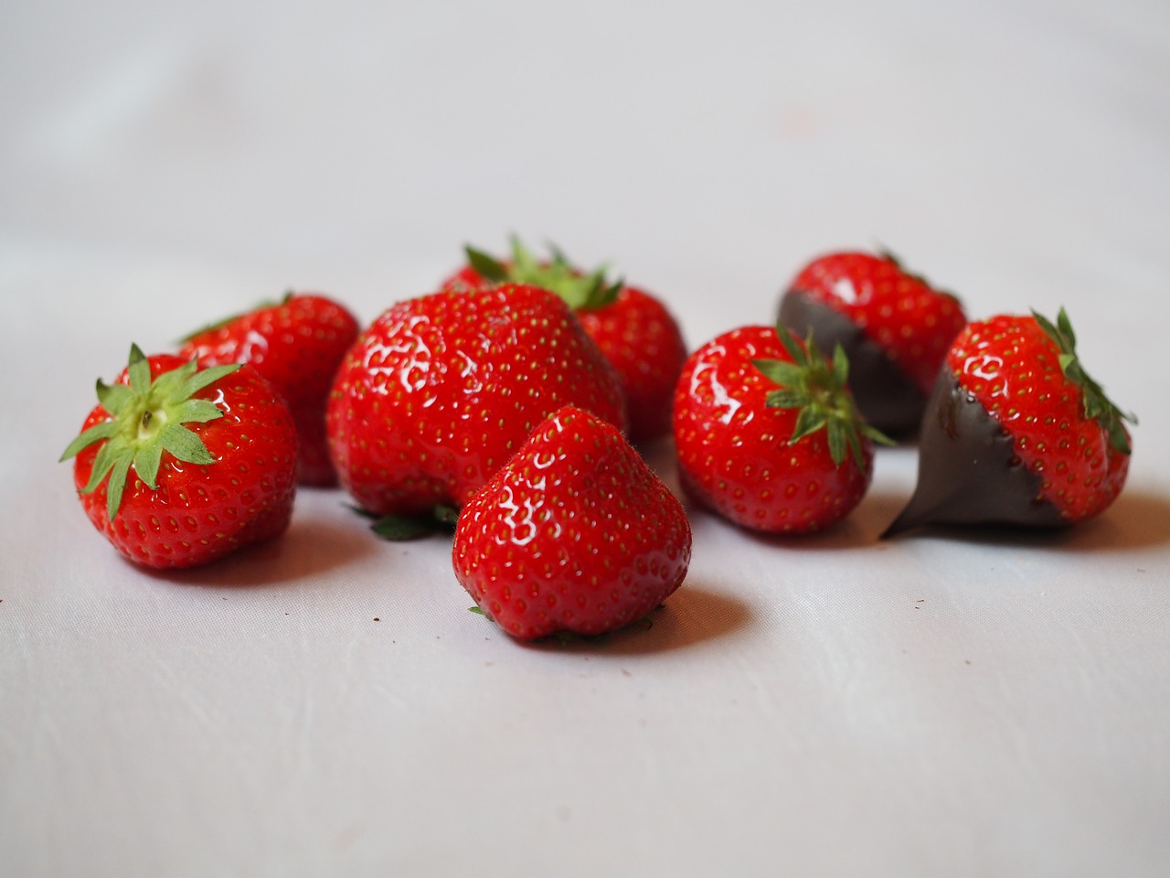 strawberry fruit fruits free photo