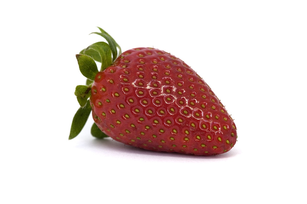 strawberry  fragaria  food free photo