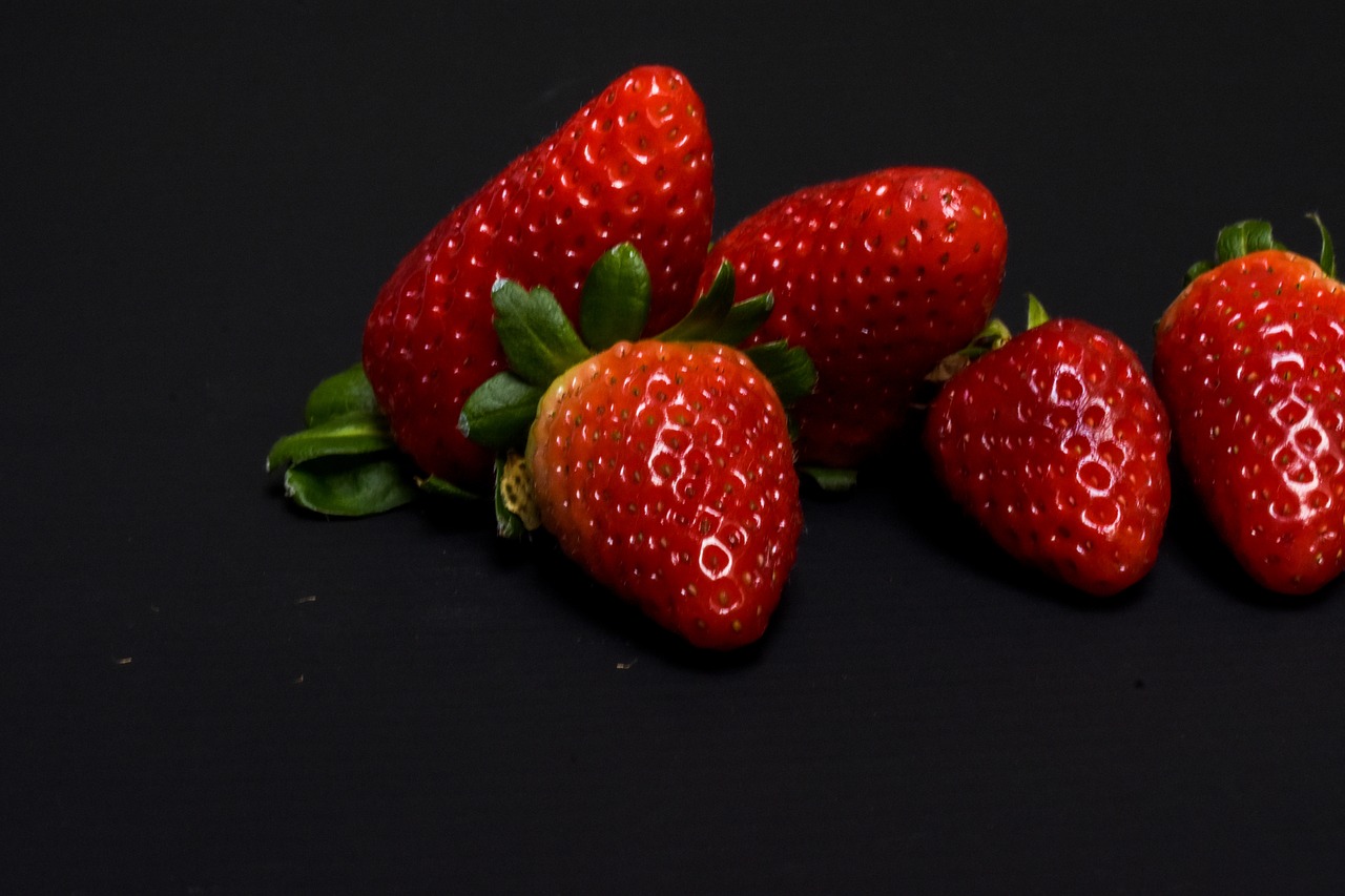 strawberry  fruit  fresh free photo