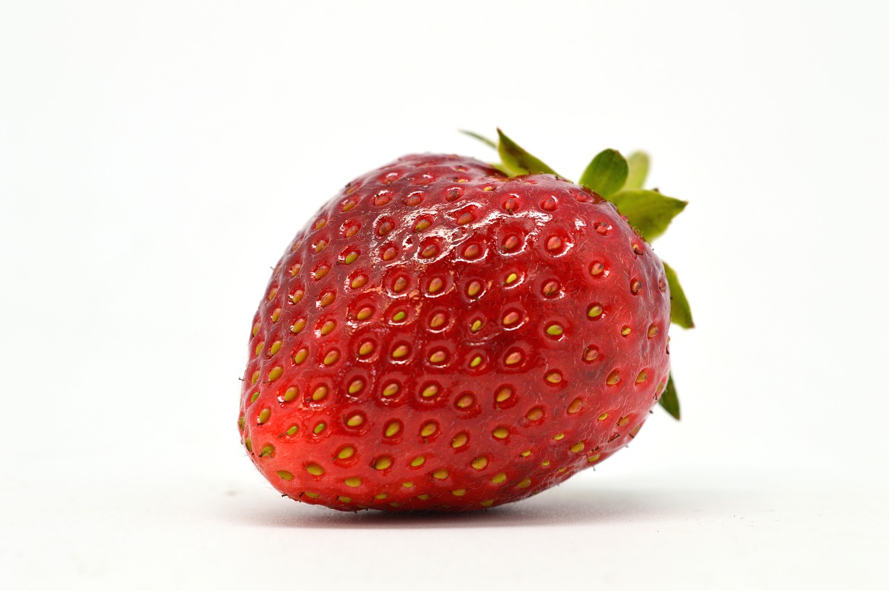 strawberry  strawberries  fruit free photo