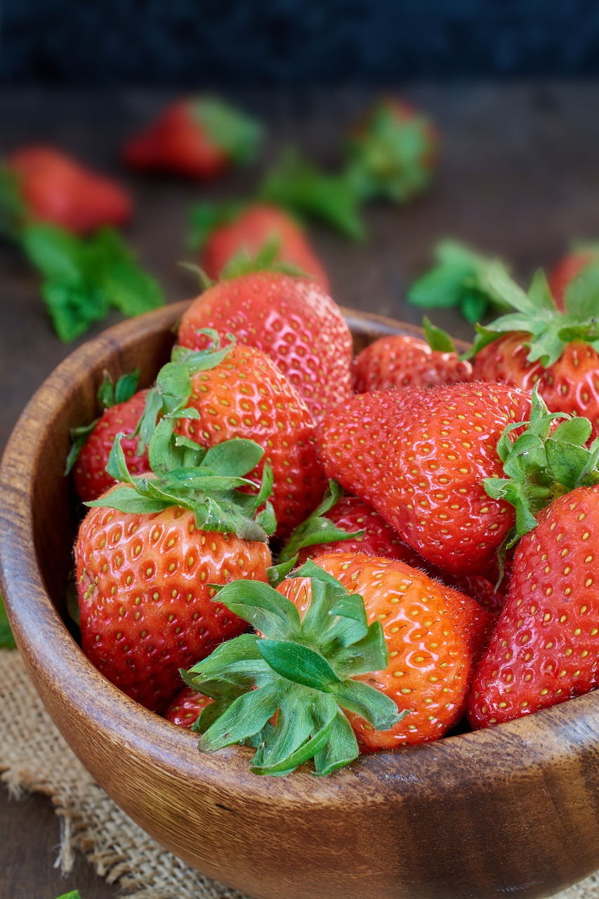 strawberry  fruit  food free photo