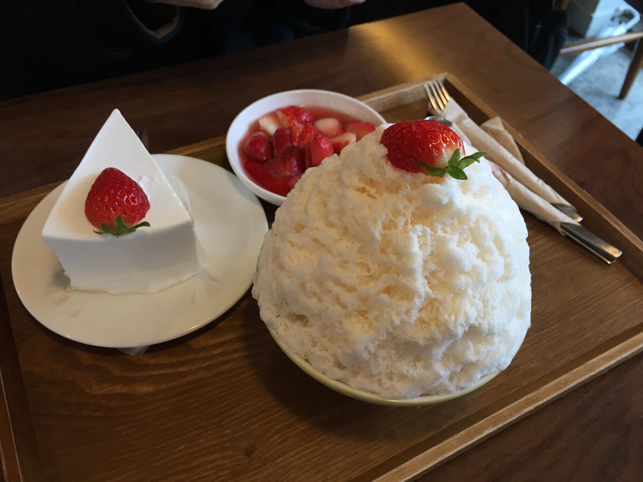 strawberry ice cake free photo