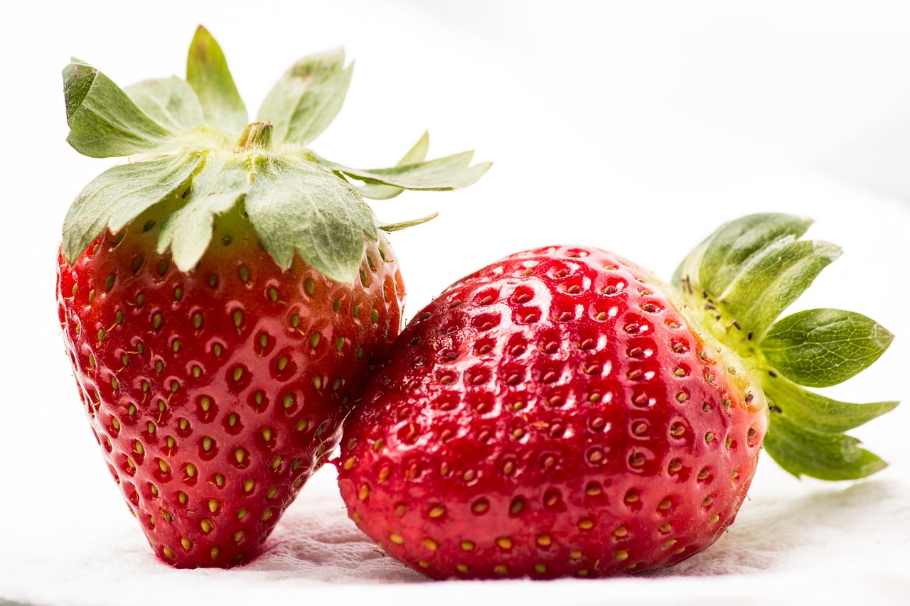 strawberry fruit food free photo