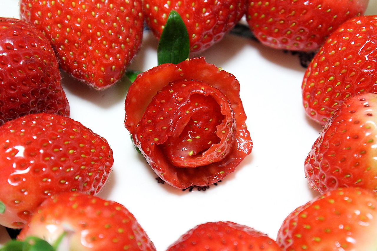 strawberry fruit food free photo