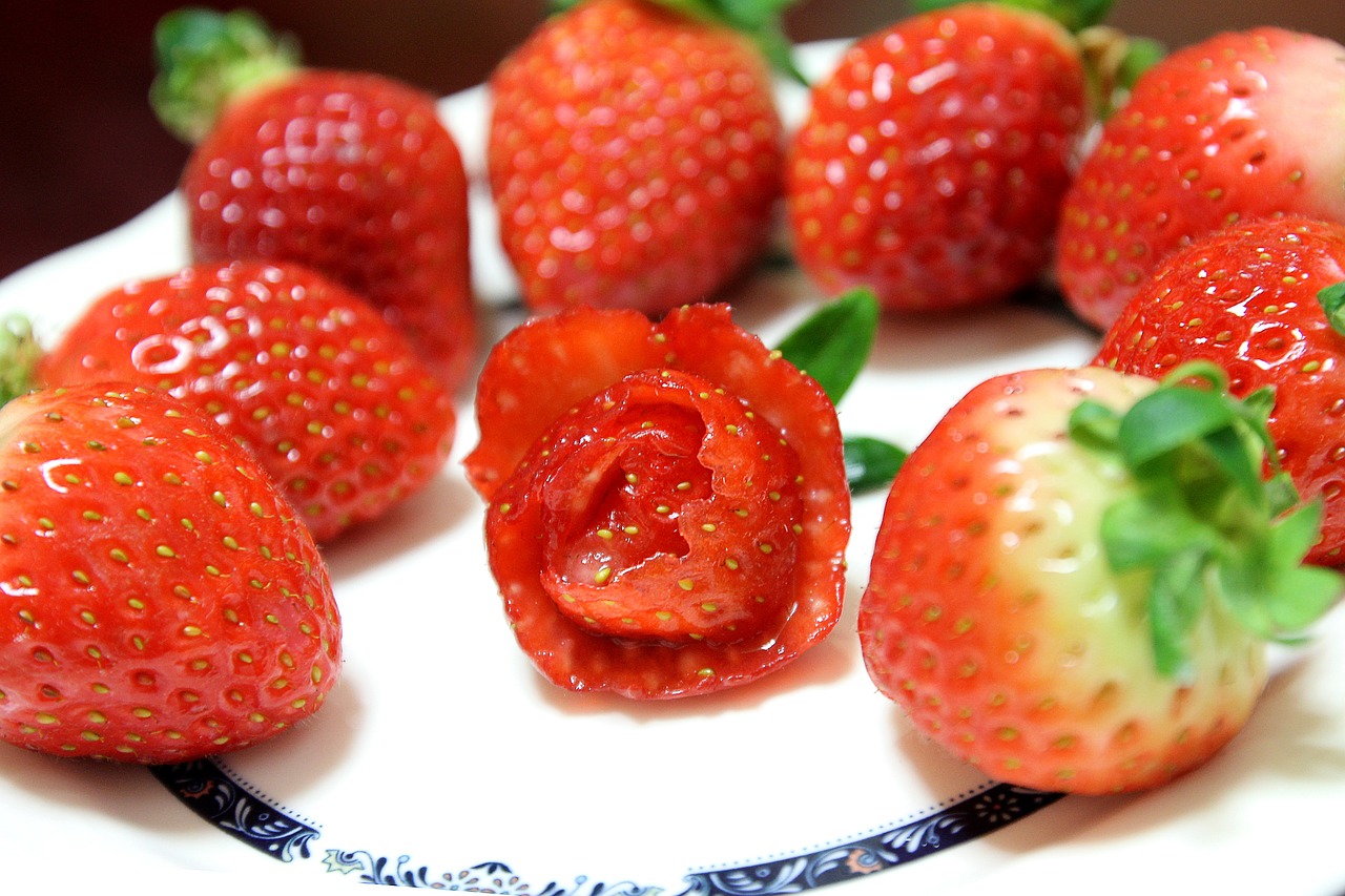 strawberry fruit food free photo