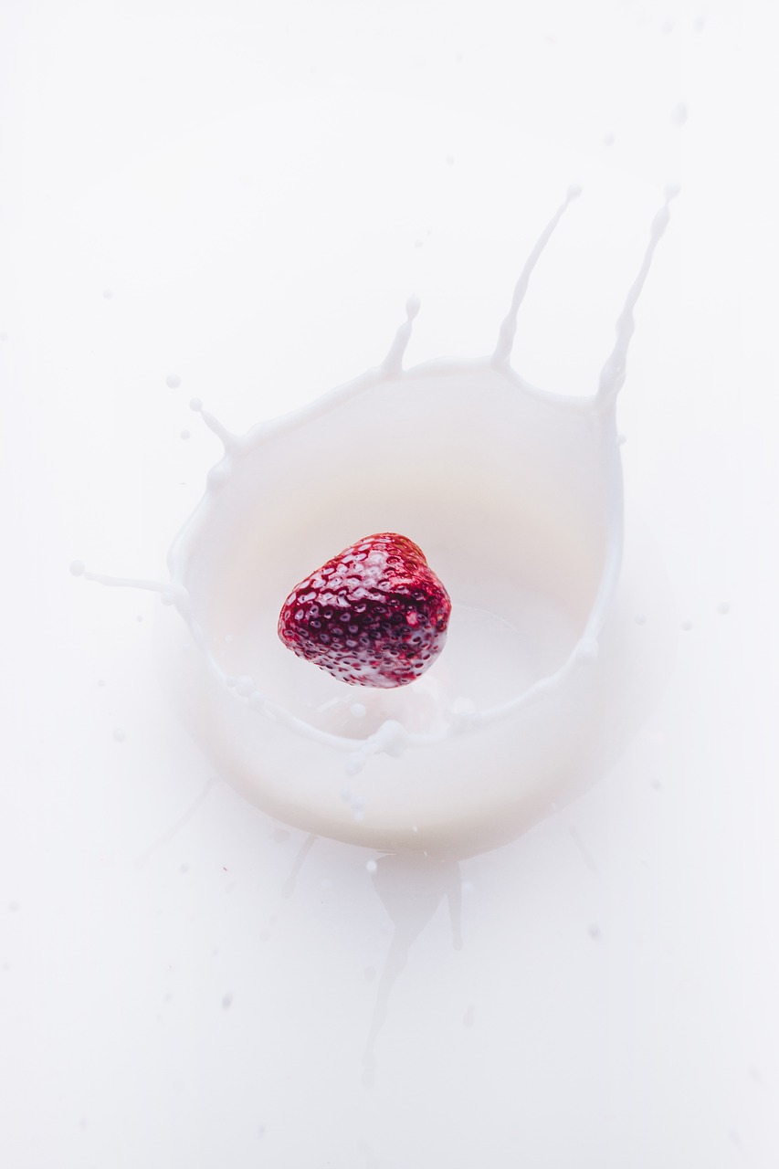 strawberry milk fruit free photo