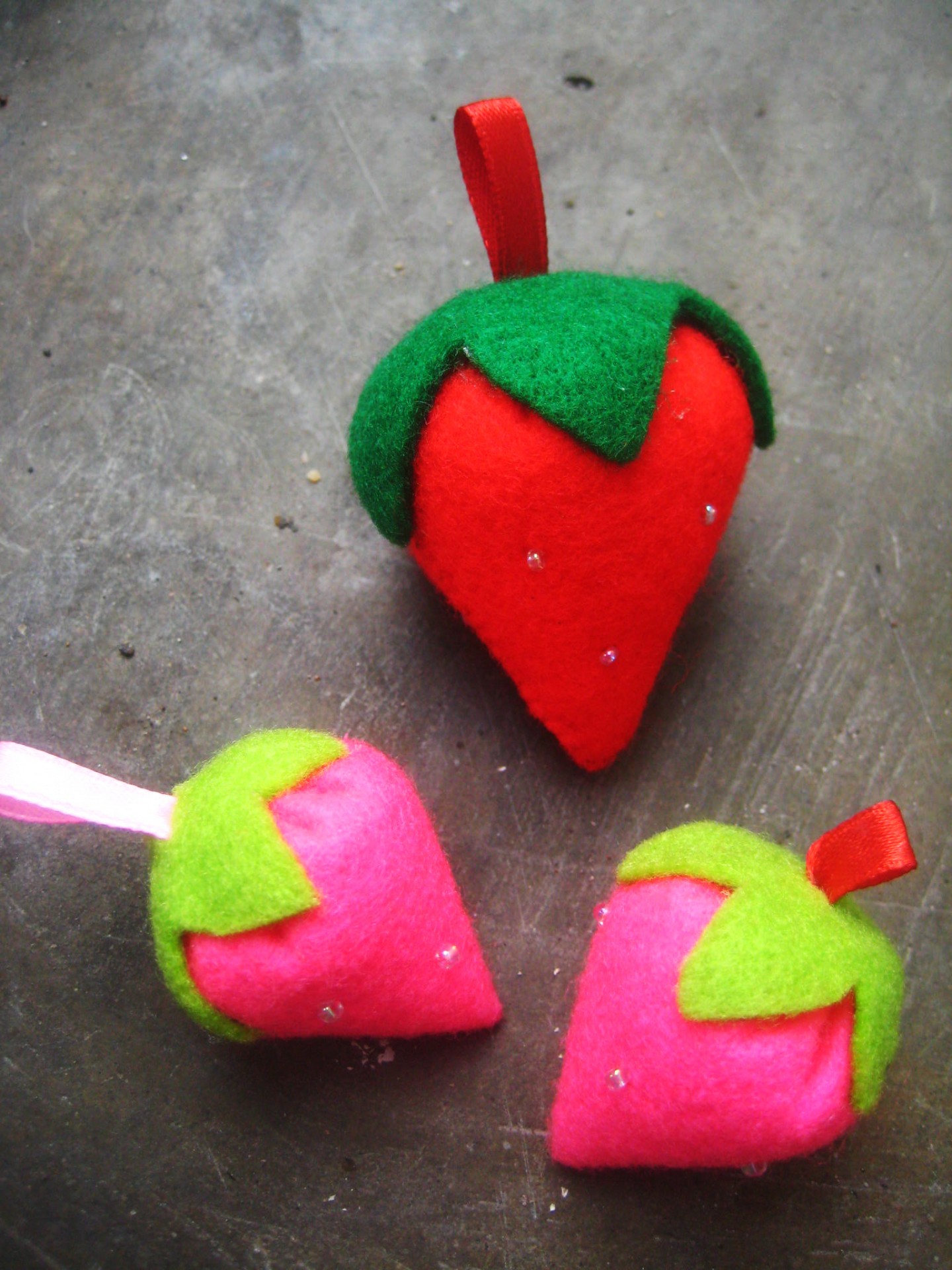 strawberry felt craft free photo