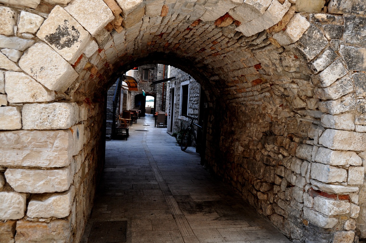 street trogir croatia free photo