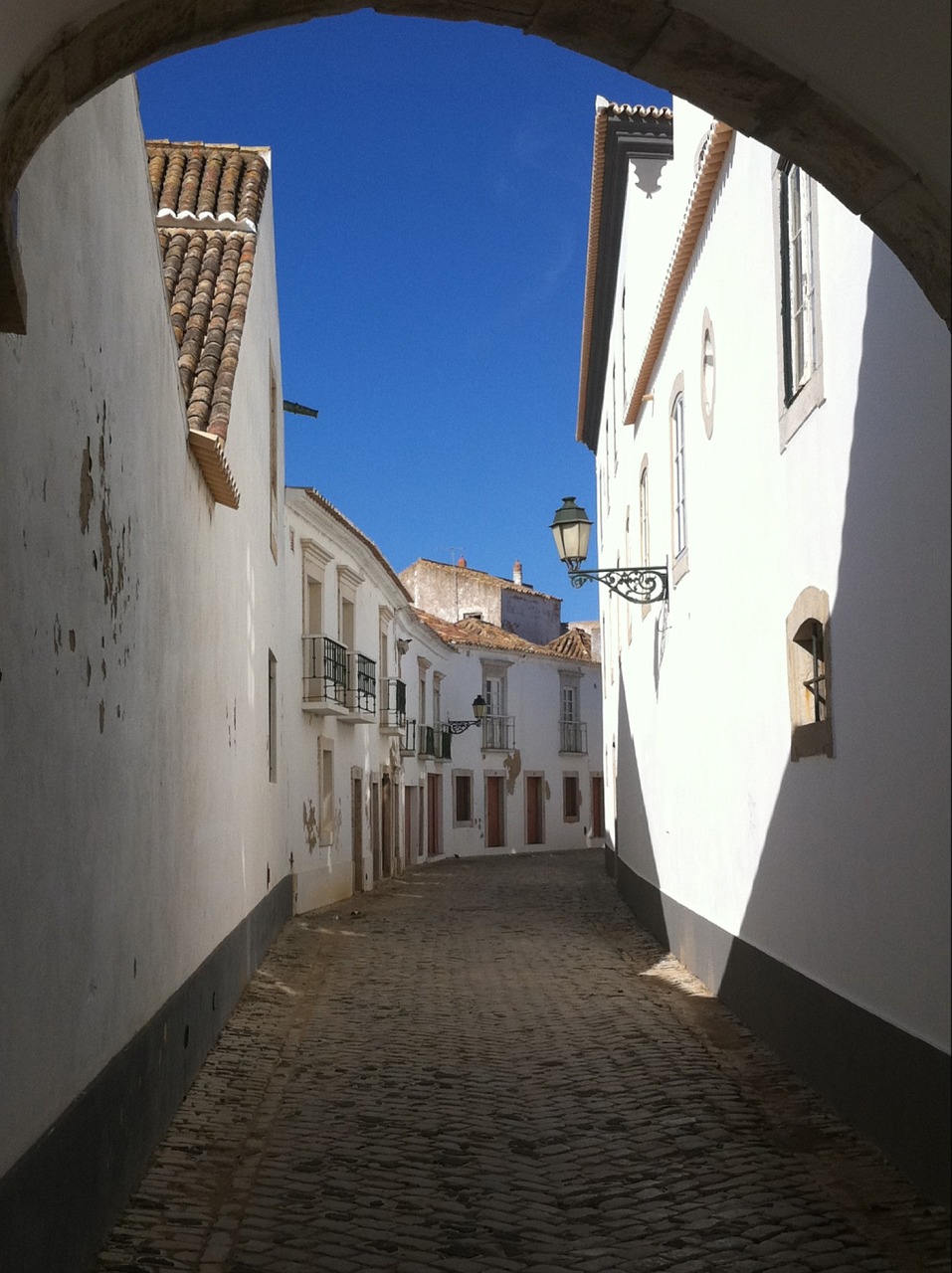 street alley architecture free photo