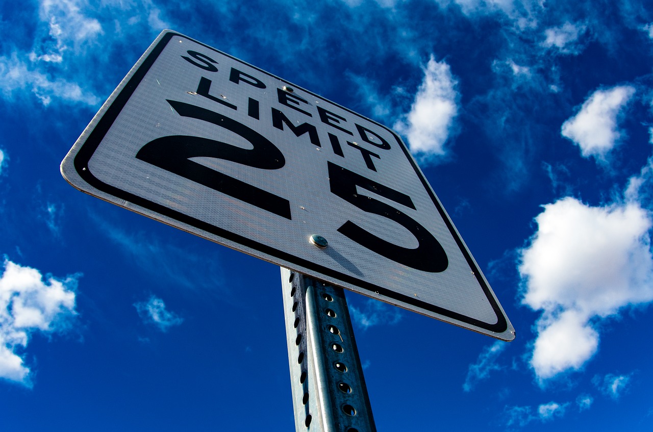 street sign speed free photo