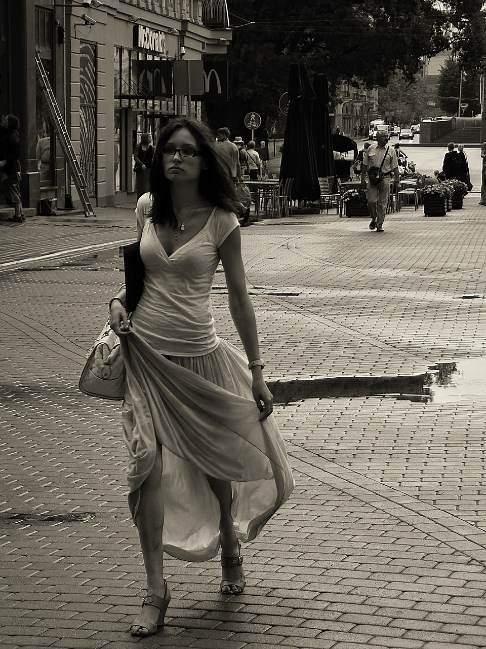 street girl young free photo