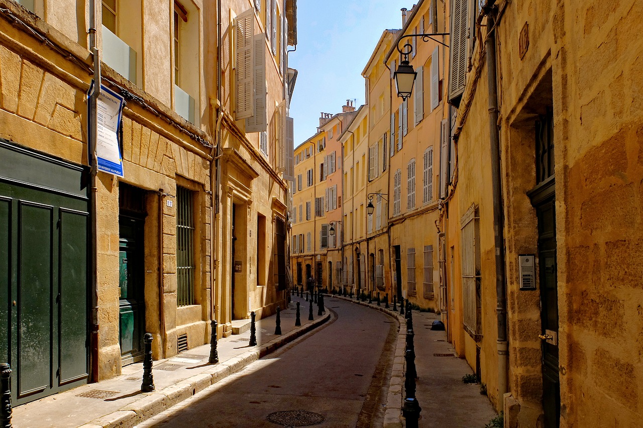 street  alley  architecture free photo