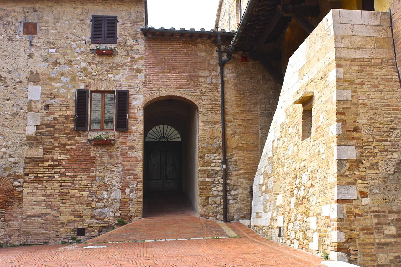 street alley italy free photo