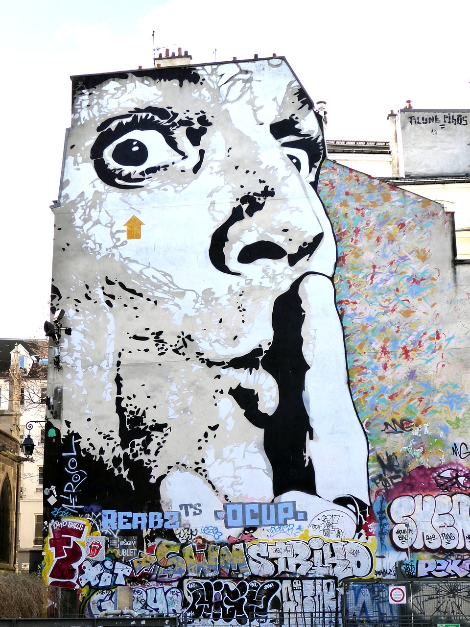 street art graffiti paris free photo