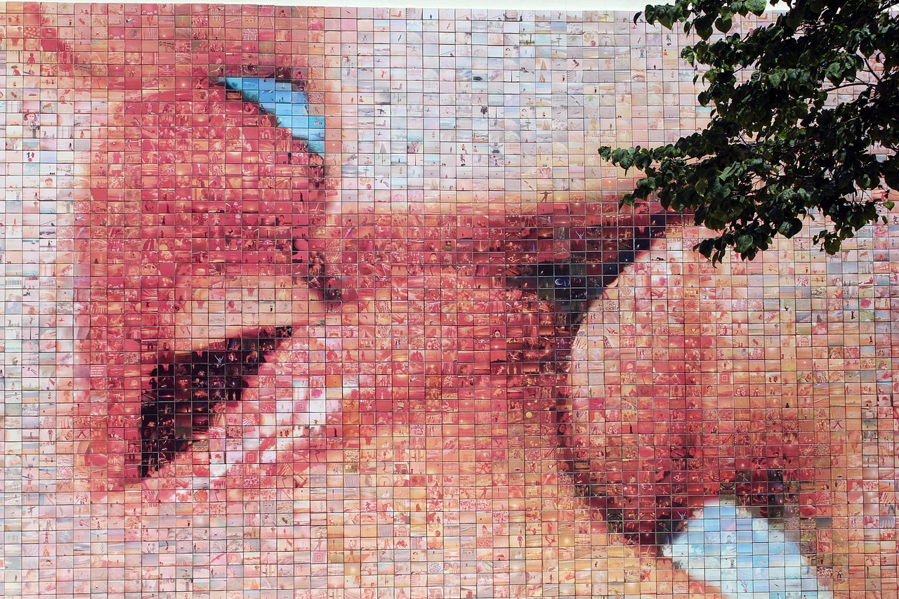 street art mosaic kiss free photo