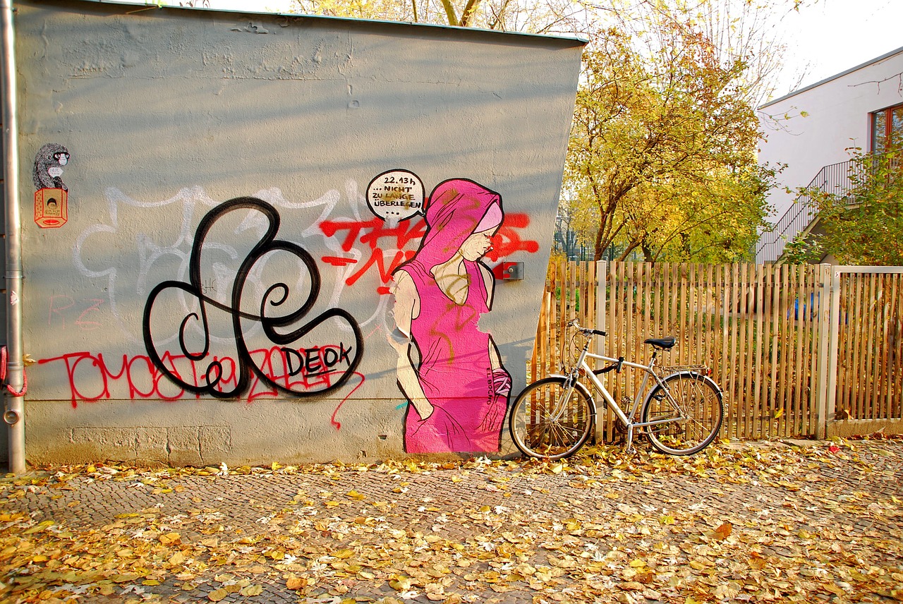 street art berlin paste up free photo