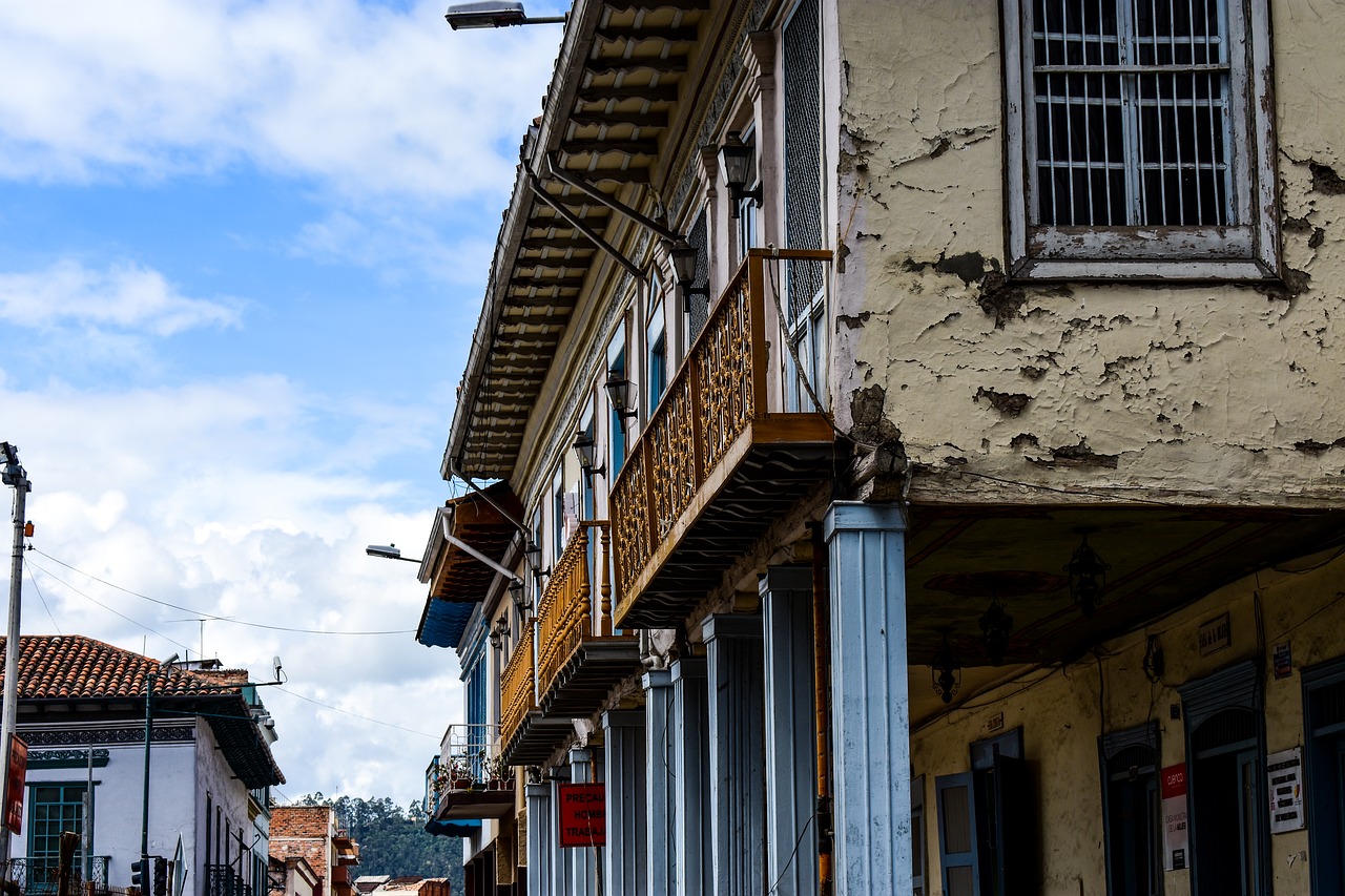 street general torres architecture street free photo