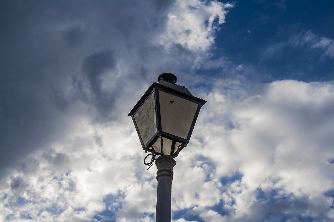 street lamp lighting light pole free photo