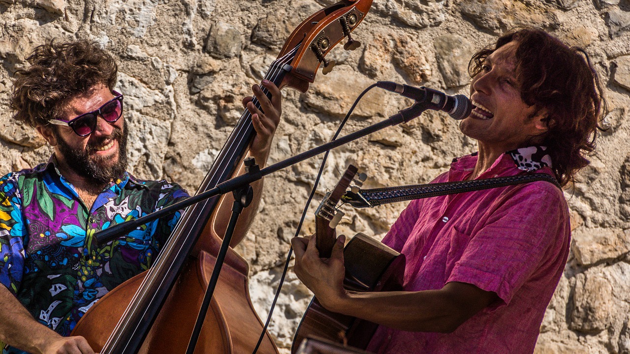 street musicians  joy of life  fun free photo