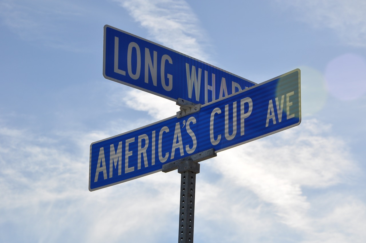 street sign  americas cup  usa free photo