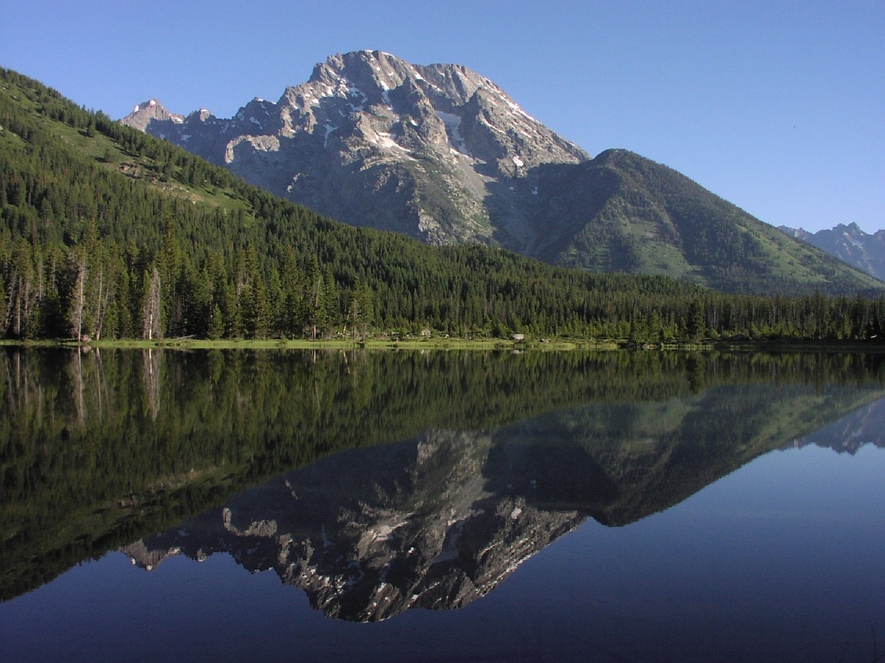 string lake reflection mount moran free photo