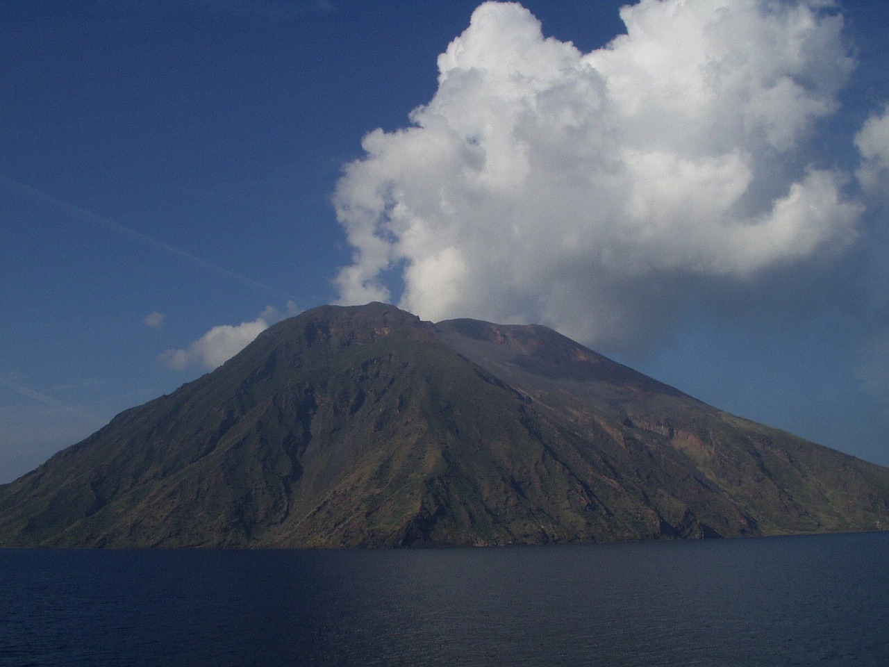 stromboli volcano volcanism free photo