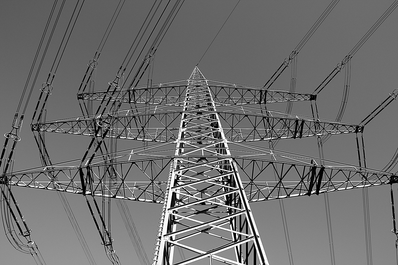 strommast current power line free photo