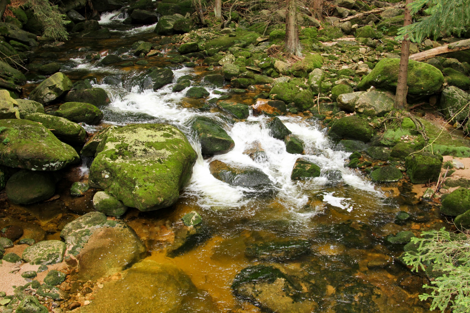 water rocks stream free photo