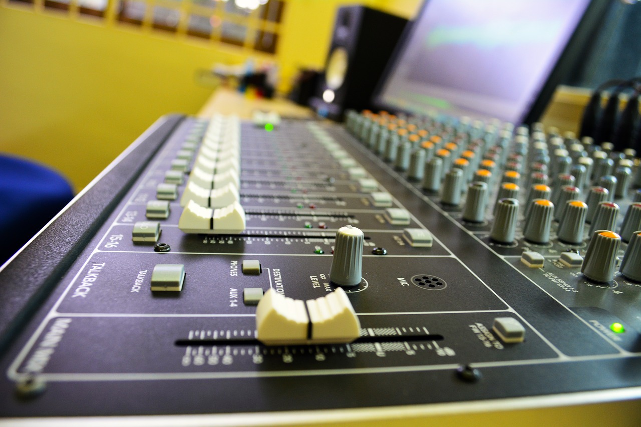 studio mixer sound system free photo