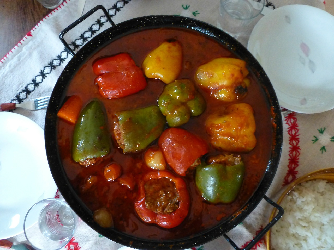 stuffed peppers hungary minced meat free photo