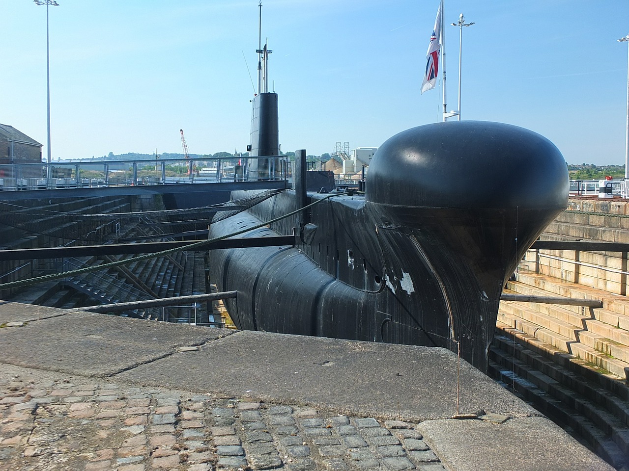 submarine war museum free photo